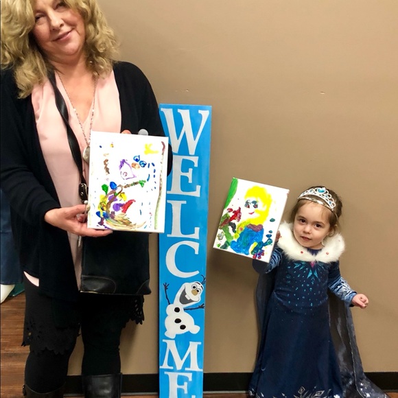 Meet your Posher, Christine - Picture 2 of 8